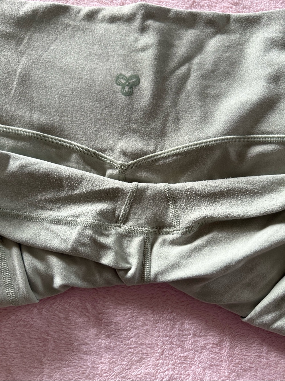 ARITZIA TNA BUTTER Light Sage High-Waist Leggings - Picture 3 of 5